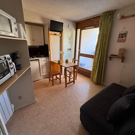 Studette Avec Balcon Parking Et Casier à 2 Min Du Jandri 3s Aux 2 Alpes Appartement *