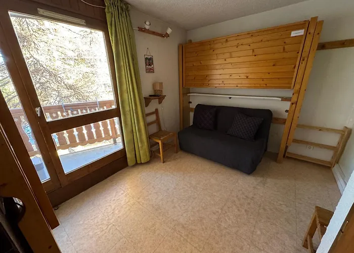 Apartment Studette Avec Balcon Parking Et Casier A 2 Min Du Jandri 3s Aux 2 Alpes
